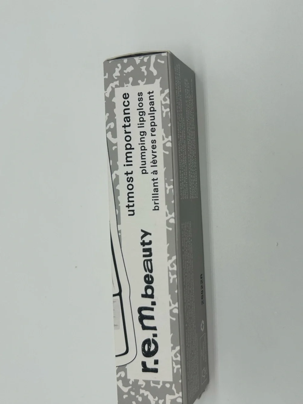 r.e.m. beauty Thank U, Next Utmost Importance Plumping Lip Gloss NIB LE 15mL
